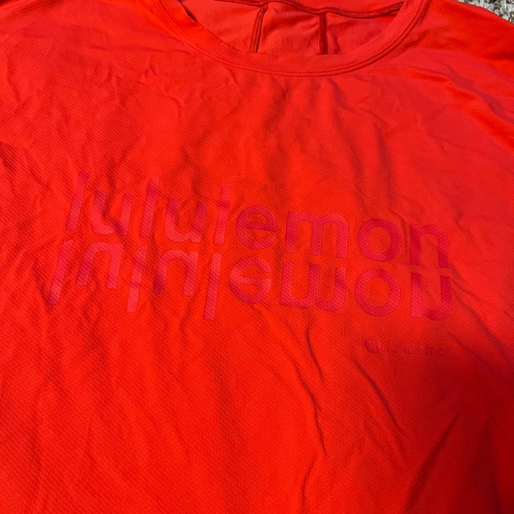 Lululemon Muscle Love Long Sleeve Shirt *Motif - Picture 3 of 6
